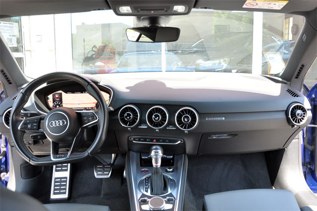 photo voiture d'occasion